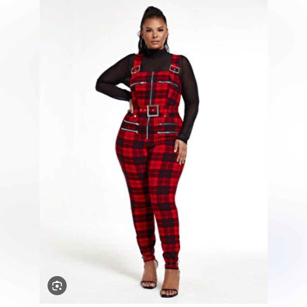 Fashion to Figure size 4 Plaid Jumpsuit